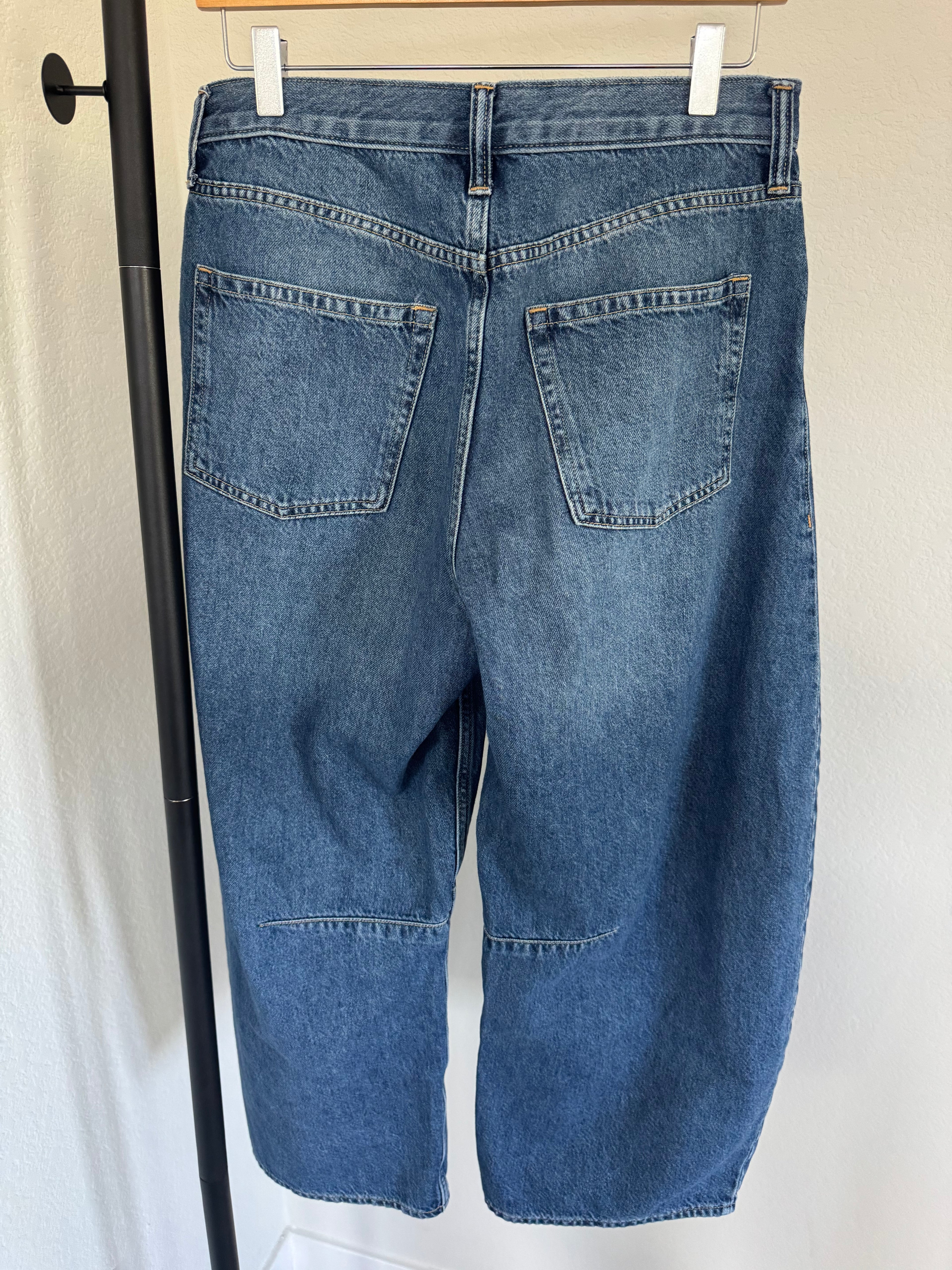 GAP High Rise Horseshoe Barrel