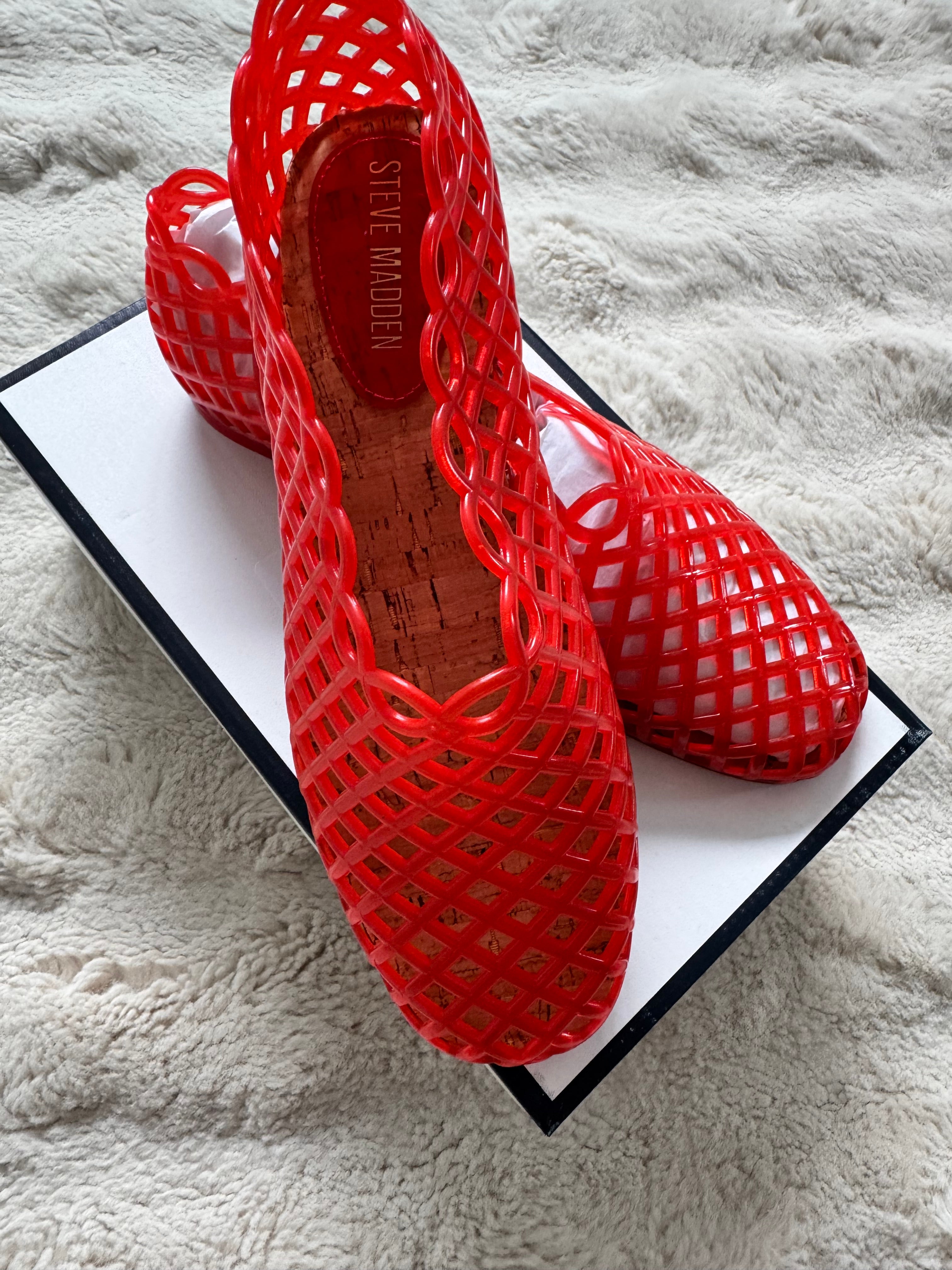 Steve Madden Jelly Flats
